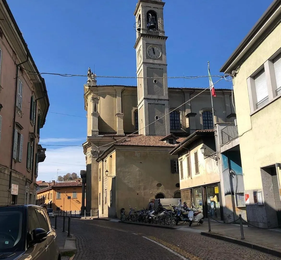 Appartamento Un Piccolo Rifugio Nel Borgo Bergamo 0*,